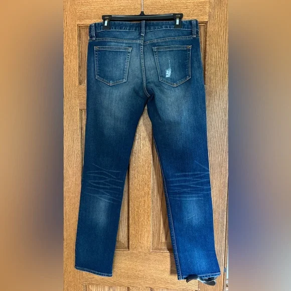 GAP Real Straight Distressed Jeans Women’s Size 29 Regular, Thunderstruck - Picture 2 of 8